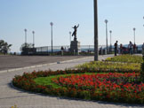 Памятник "Ждущая"